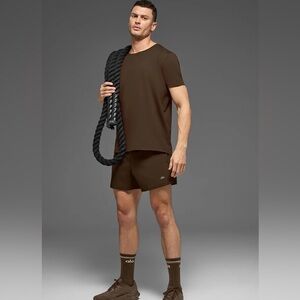 Alo Yoga Conquer Reform Crewneck Short Sleeve Brown Performance T-Shirt NWT